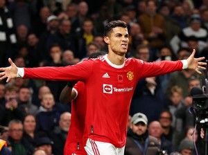Patung Cristiano Ronaldo Diresmikan di India, Tuai Kritikan