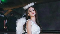 Tidak semua jadi hantu, ada juga peri Hana Hanifah yang bisa bikin hati berdebar nih. Foto: dok. Instagram Hana Hanifah