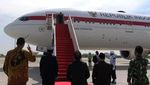Momen Jokowi Terbang ke Roma Gunakan Garuda Indonesia