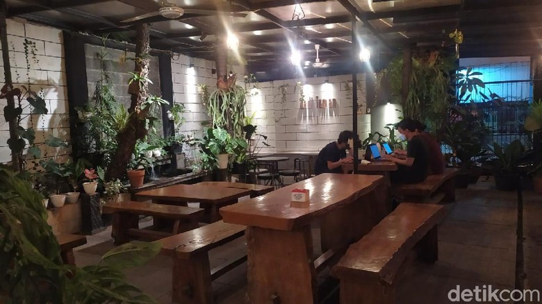 Nongkrong atau wisata kuliner di Bekasi Nongkrong atau wisata kuliner di Bekasi