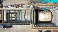 Pengeboran terowongan dilakukan menggunakan teknologi canggih, yaitu Tunnel Boring Machine (TBM) untuk pengeboran Tunnel #1 sepanjang 1.885 meter yang berada di Kawasan Halim, Jakarta.