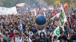 Ribuan Orang Berdemo saat KTT G20 Digelar
