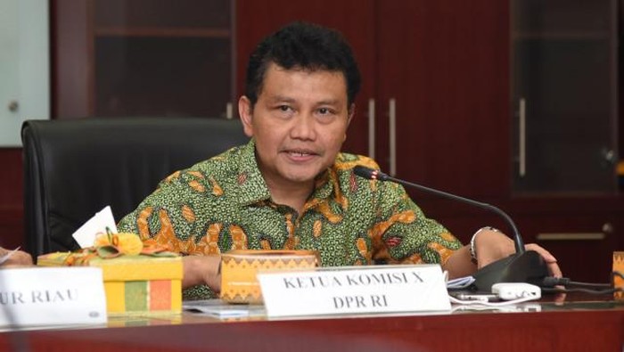 Anggota Komisi IX DPR RI dari Fraksi PPP,  Anas Thahir