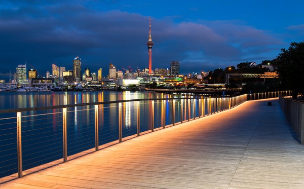 Destinasi terbaik 2022 untuk kategori kota jatuh pada Auckland di Nw Zealand (Getty Images/iStockphoto/NZSteve)