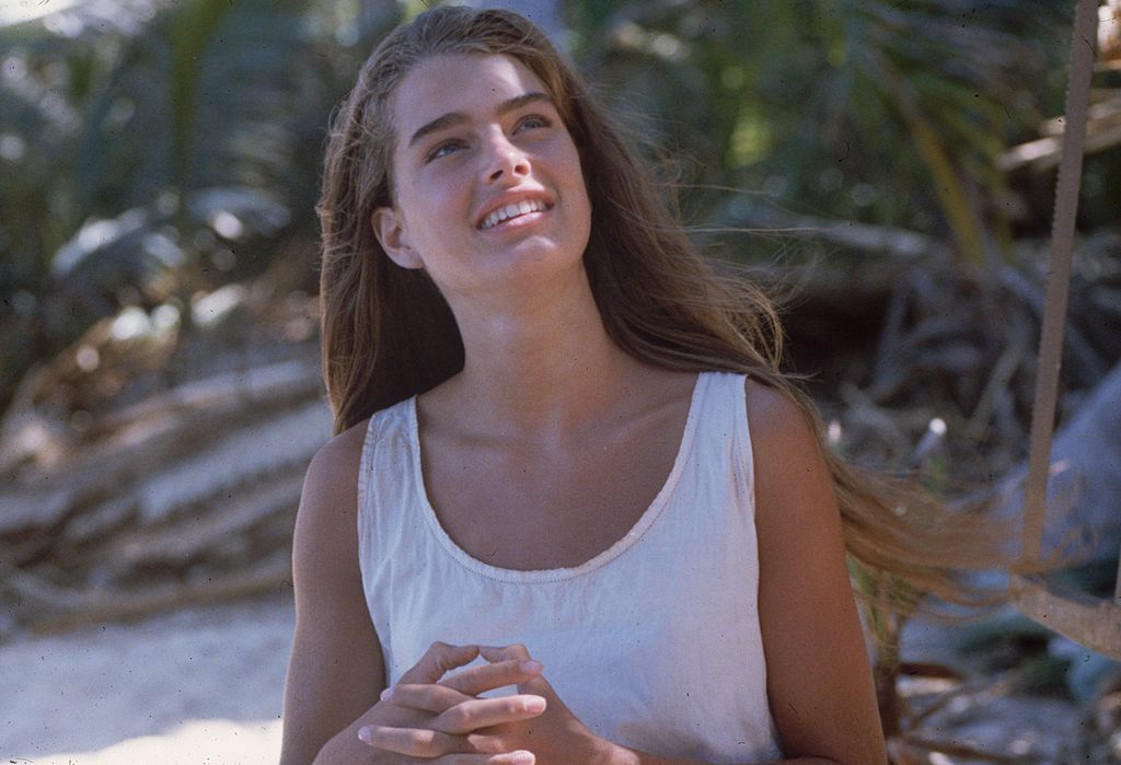 1980:  Brooke Shields plays the marooned Emmeline in the desert island adventure 'The Blue Lagoon', directed by Randal Kleiser.  (Photo by Hulton Archive/Getty Images)
