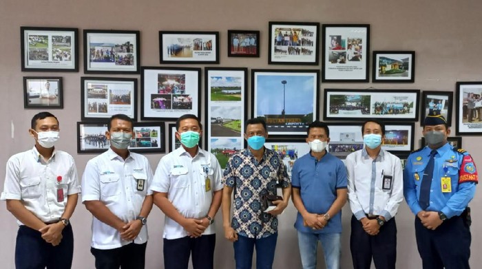 Cek Rp 35,9 miliar dikembalikan ke pemiliknya, pengusaha bernama Sunardi (batik)