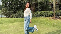 Chandrika Chika sempat viral setelah aksinya joget pinggul. Foto: Instagram Chandrika Chika