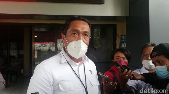 Direskrimum Polda Jateng Kombes Djuhandhani Rahardjo Puro  di Polresta Solo, Senin (1/11/2021).