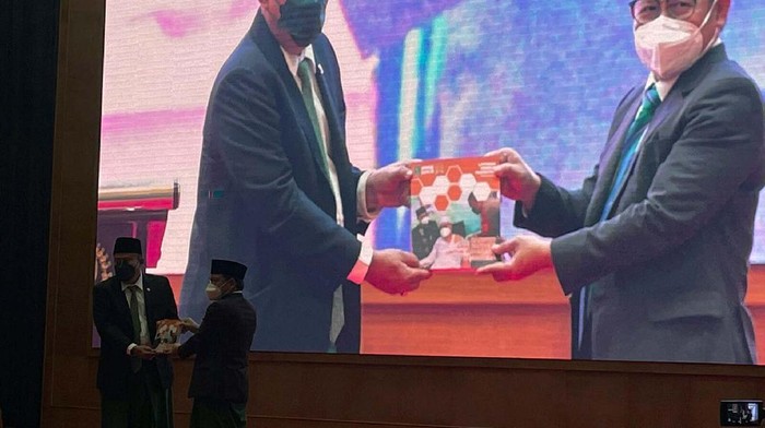 F-PKB Peringati Hari Santri Nasional Harlah ke-22 Fraksi PKB digelar di Gedung Nusantara IV, Kompleks Parlemen, Senayan, Jakarta, Senin (1/11). Kegiatan ini sekaligus memperingati Hari Santri Nasional.