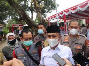 Jelang WSBK, Bupati Lombok Barat Ancam Warganya yang Tak Mau Vaksin