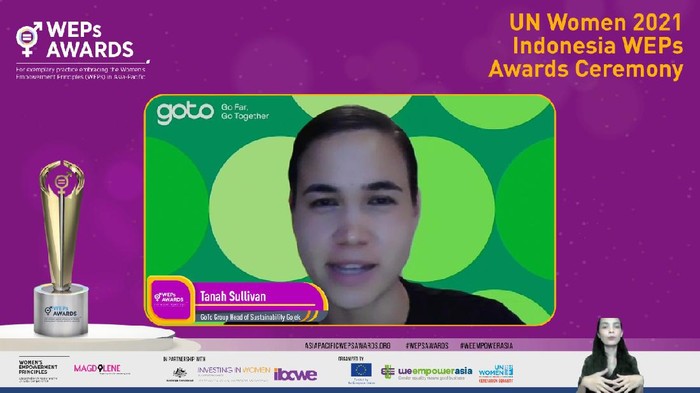 ojek kembali mendapatkan penghargaan di ajang UN Women 2021 Asia-Pacific Women Empowerment Principles (WEPs) untuk kategori Transparency and Reporting. Sebagai juara pertama, Gojek berhak mewakili Indonesia di ajang tahapan berikutnya, yaitu di tingkat Asia Pasifik.