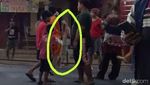 Hiii.. Ini Sosok Misterius yang Viral Saat Pohon Tumbang di Mojokerto