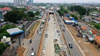 Kehadiran underpass ini sudah sangat dinantikan masyarakat karena akan mengurai simpul kemacetan akibat pertemuan lalu lintas dari 4 arah, yakni dari dan menuju Jalan Ir Juanda, Jalan Joyo Martono, Jalan Pahlawan, dan Jalan Diponegoro arah Tambun, Kabupaten Bekasi. Terowongan ini sekaligus memperlancar arus lalu lintas di perlintasan sebidang rel kereta api yang berada di sekitar simpang Bulak Kapal.