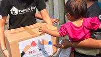 Faye menerima penghargaan ini anak muda paling berpengaruh. Ia dianggap sukses mendirikan Rumah Faye, sebuah organisasi yang misinya adalah membebaskan anak Indonesia dari perdagangan manusia, kekerasan dan eksploitasi Foto: instagram @fsmnjntk/@rumahfaye