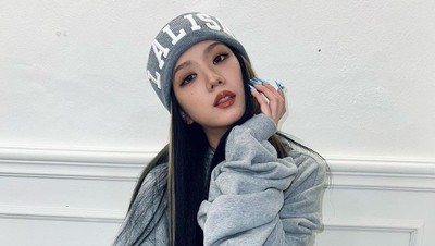 7 Potret Jisoo BLACKPINK Saat Halloween, Cosplay Jadi Lalisa Bikin Gemas