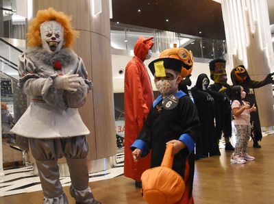 Lihat Lagi Ragam Cara Warga di Ibu Kota Rayakan Halloween