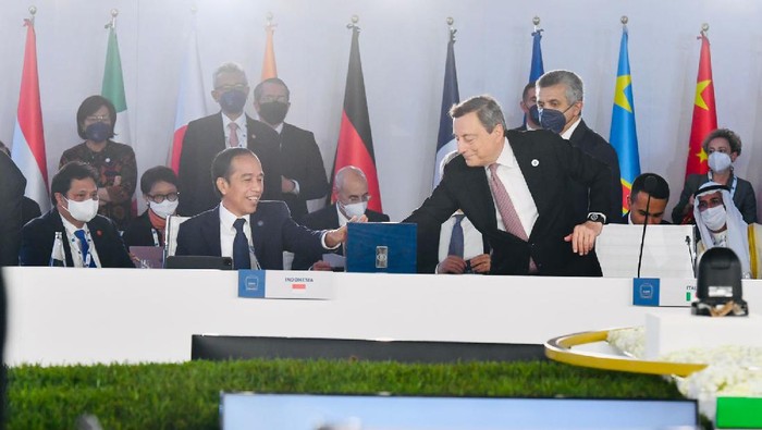 Presiden Jokowi di KTT G20 Presiden Jokowi di KTT G20