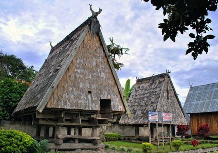 Rumah Tambi asal Sulawesi Tengah
