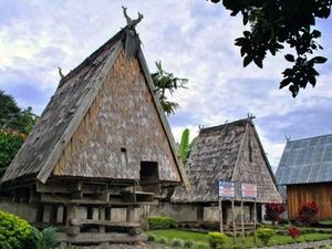 7 Keunikan Rumah Adat Tambi Asal Sulawesi Tengah