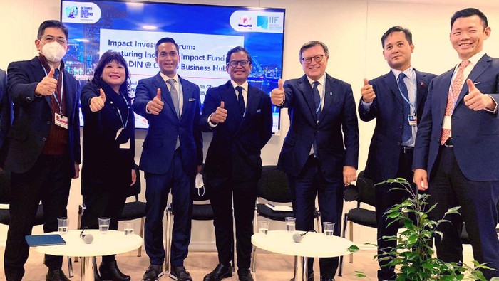 Saat Investor Ngumpul di COP26, Apa yang di Bahas? Para impact investor, pemimpin bisnis, dari Indonesia maupun global memperkenalkan Indonesia Impact Fund (IIF) atau dana dampak
swasta pertama di Indonesia yang berinvestasi ke perusahaan rintisan (startup) dan UMKM guna mempercepat pembangunan berkelanjutan atau SDG di Indonesia.