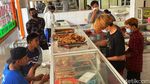 Asyik, Kini Makan di Warteg Tak Dibatasi Waktu