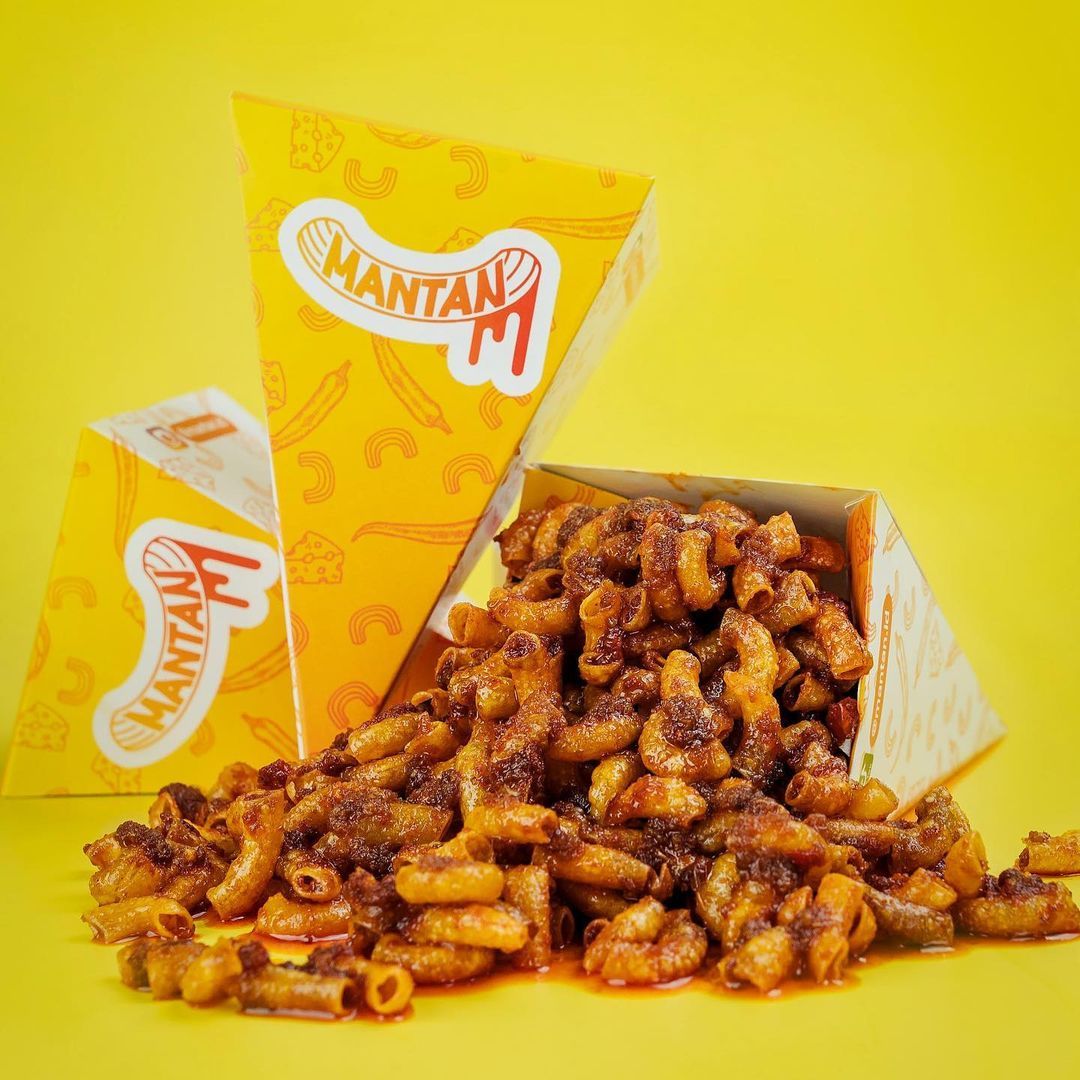 Enak Banget! Ketika Pasta Dijodohkan dengan Rendang dan Sambal Matah