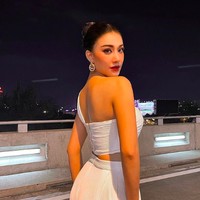 Bagi penggemar kontes kecantikan, wajahnya cukup akrab, Sebelumnya dia masuk sebagai 10 besar finalis Miss Vietnam 2018.  Foto: dok. Instagram/@kimduyen.nguyenhuynh