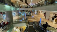 Pusat perbelanjaan, mal, pusat perdagangan di daerah yang masuk dalam kategori Pemberlakuan Pembatasan Kegiatan Masyarakat (PPKM) Level 1 boleh buka sampai malam. 