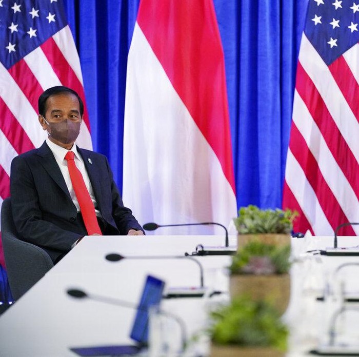 Presiden Amerika Serikat (AS) Joe Biden mengunggah momen pertemuan bilateralnya dengan Presiden Joko Widodo (Jokowi). Pertemuan Biden dan Jokowi itu berlangsung di Scottish Event Campus (SEC), Glasgow, Skotlandia.