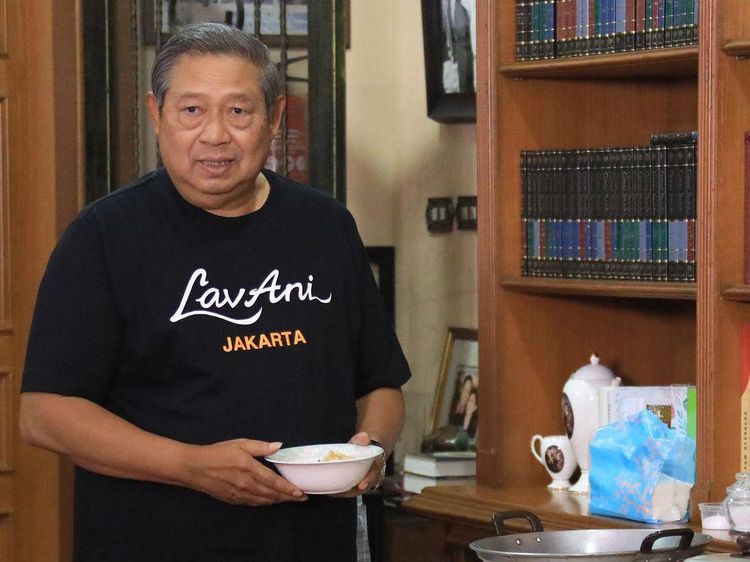 Momen SBY Saat Masak Kupat Tahu hingga Ngopi Bareng Prabowo