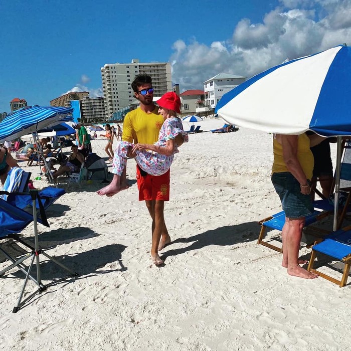 penjaga pantai Orange Beach Surf Rescue