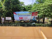 Potret Banjir Di Perumahan Bumi Nasio Indah Bekasi