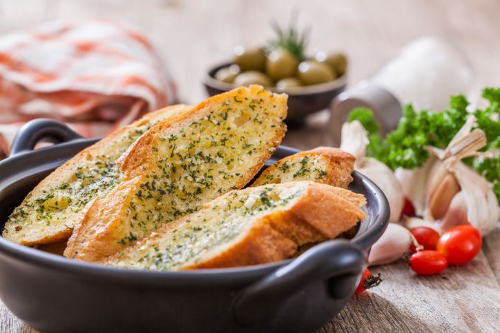 Resep Garlic Bread Viral di TikTok. Cara Membuatnya Sangat Mudah