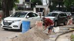 Revitalisasi Trotoar Jalan Suryo Jaksel Terus Dikebut