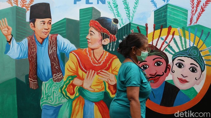Warna-warni Kampung Kreatif Betawi di Palmerah Warna-warni Kampung Kreatif Betawi di Palmerah