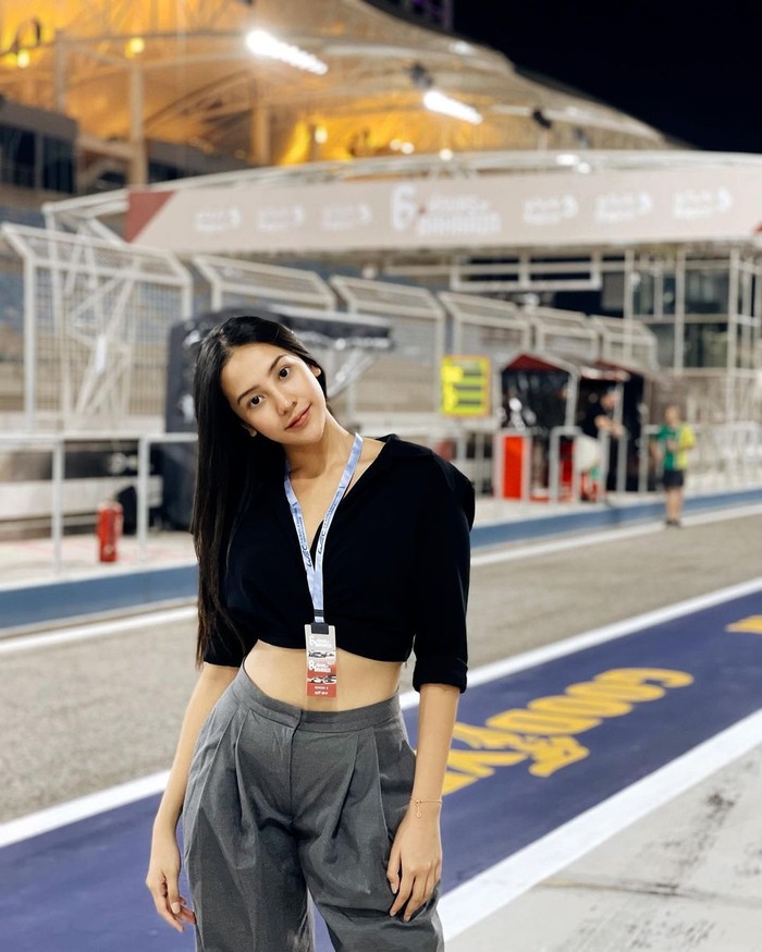Anya Geraldine Anya Geraldine