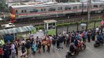 Begini Sibuknya Stasiun di Kabupaten Bogor Saat Jam Berangkat Kerja