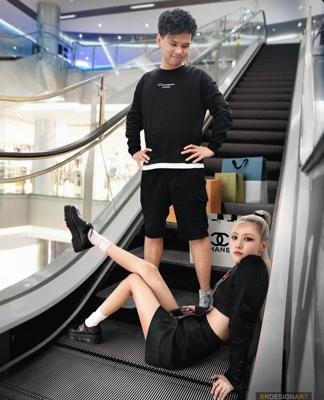 Kayaknya seru banget belanja di mal bareng Rose BLACKPINK. Eh, tapi itu tangannya ngeri kejepit escalator. Hati-hati, ya. Foto: dok Instagram srdesignart