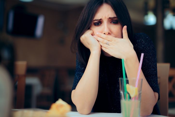 7 Etika Makan Teraneh di Dunia dari Kentut hingga Sendawa