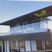 Di bagian atas, terdapat roof-top untuk bersantai. Pagar kaca memungkinkan penghuni menikmati pemandangan secara jelas. (Foto: Instagram/@inijedar @v.andrianto)