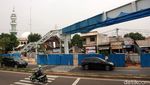 Intip Pembangunan JPO di Jalan Kolonel Sugiono Jaktim