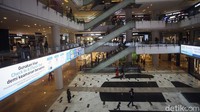 Selain itu jam tutup mal juga diperpanjang hingga pukul 22.00 WIB.