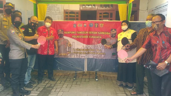 kampung bersih narkoba putat jaya