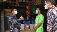 Program ini mendukung pelaku usaha tradisional (khususnya UMKM) di seluruh Indonesia untuk melakukan digitalisasi yang selanjutnya diharapkan dapat membantu pegiat usaha tradisional berkontribusi terhadap perekonomian digital khususnya di tengah pandemi.