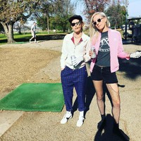 Sebelummya sudah santer kabar Kabar Kristen Stewart akan menikahi Dylan Meyer karena mereka kedapatan memakai cincin kawin. Tapi kabar keseriusan hubungan mereka terungkap dalam wawancara baru-baru ini. Di acara SiriusXM The Howard Stern Show, Kristen mengaku jika ia telah dilamar pacarnya yang berprofesi sebagai penulis.Foto: Instagram @spillzdylz