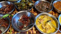 Awalnya berjualan keliling hingga akhirnya menetap di rumah Mbah Marto sendiri pada tahun 1990-an. Warungnya populer sebagai destinasi kuliner di Yogyakarta. Foto: detikcom/Riska Fitria