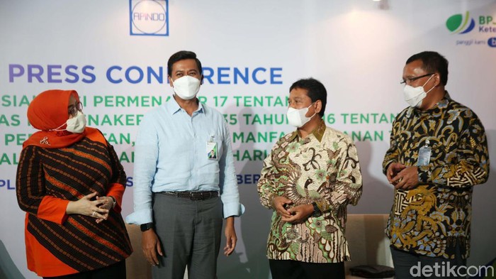 Peserta BP Jamsostek Makin Mudah Punya Rumah Peserta BP Jamsostek kini bisa menikmati fasilitas kredit untuk miliki hingga merenovasi rumah. Fasilitas itu tersedia seiring pembaharuan kemitraan BTN dan BP Jamsostek.