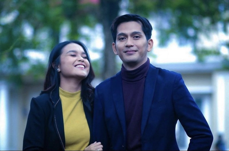 Potret Ilyas Bachtiar yang Jago Racik Kopi bersama Hanna Kirana