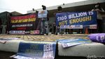 Terkait Perubahan Iklim, Kedubes Inggris di Jakarta Digeruduk Demonstran