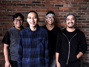 Ilmu Mengikhlaskan The Rain di Kita dan Ketidakmungkinan
